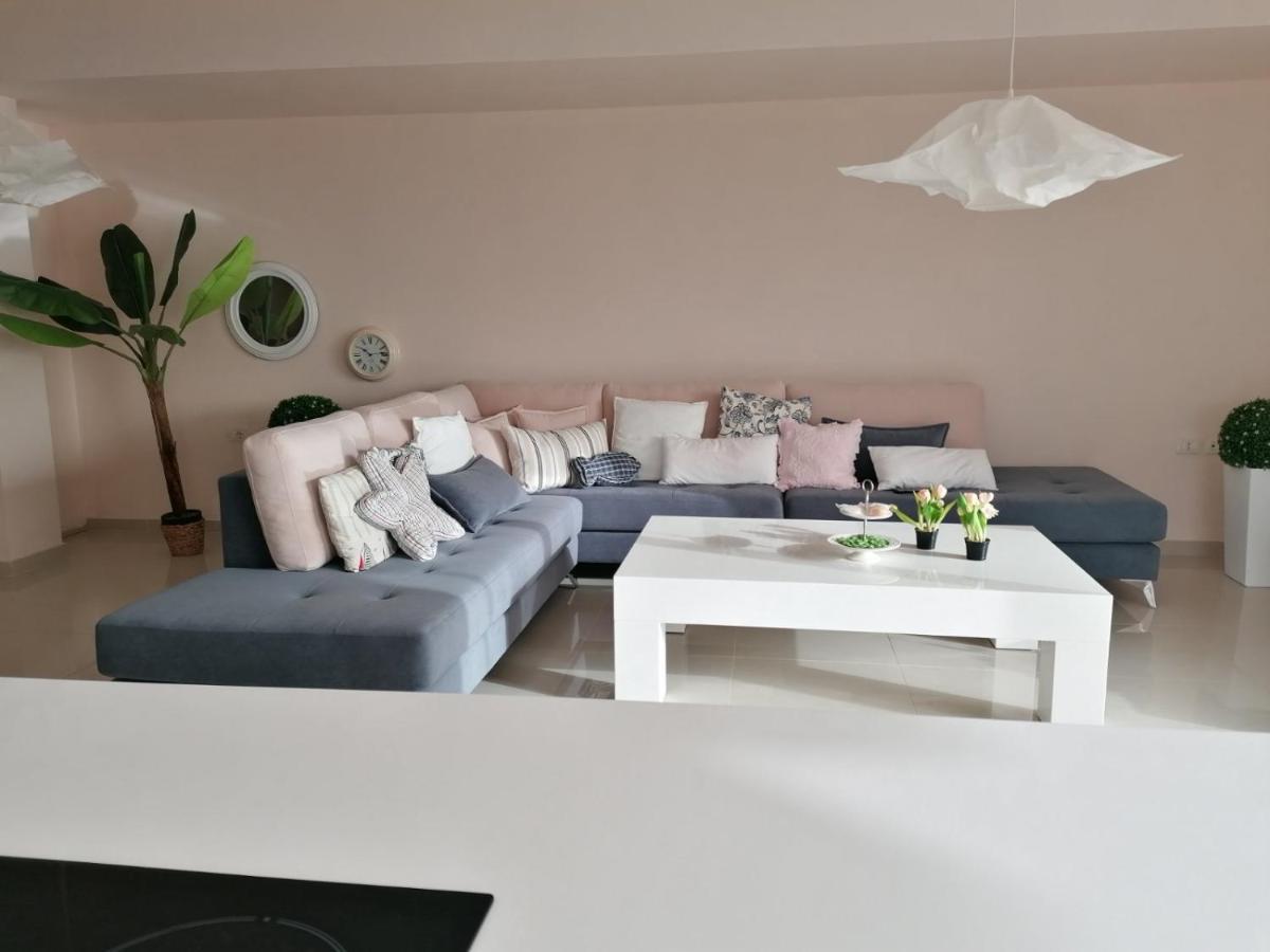 Marianna'S Luxury Apartment Sarande Exterior photo